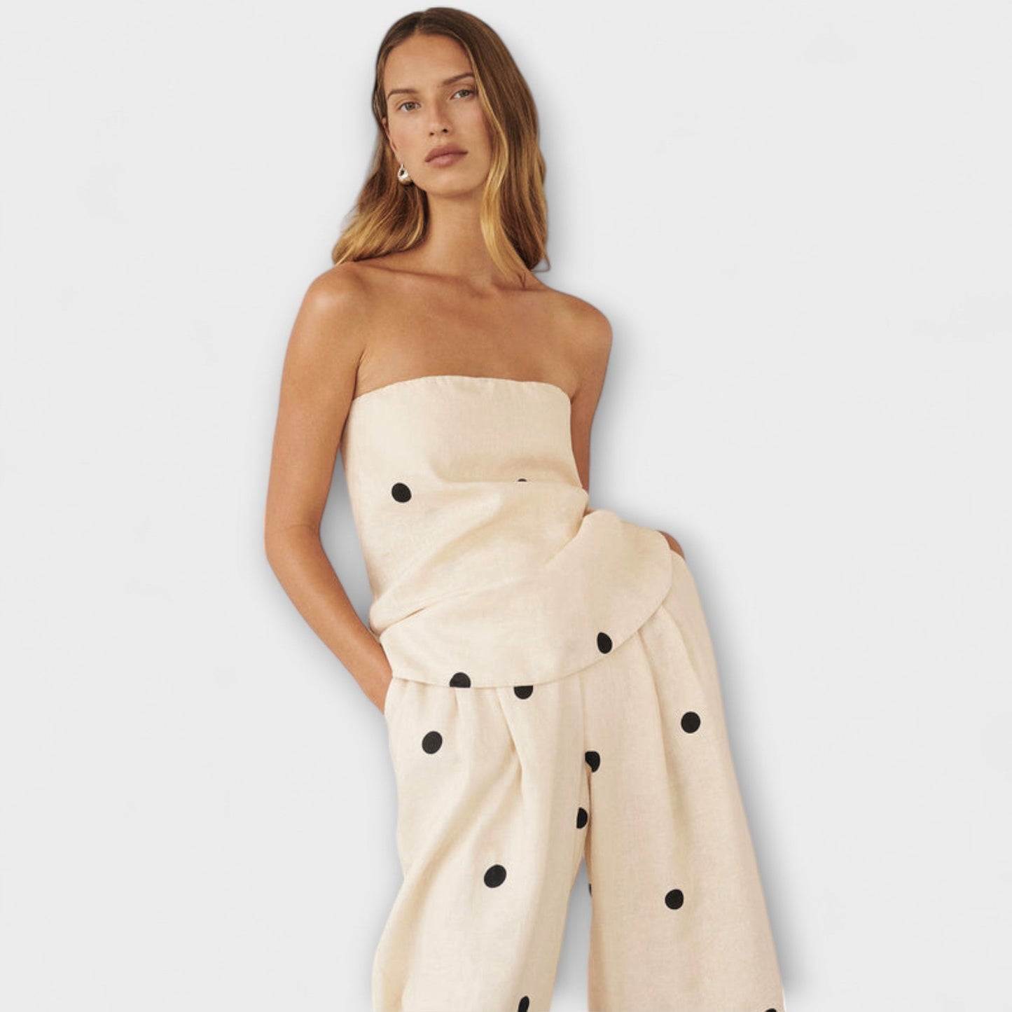 AITANA™ | Conjunto de Dos Piezas Con Lunares