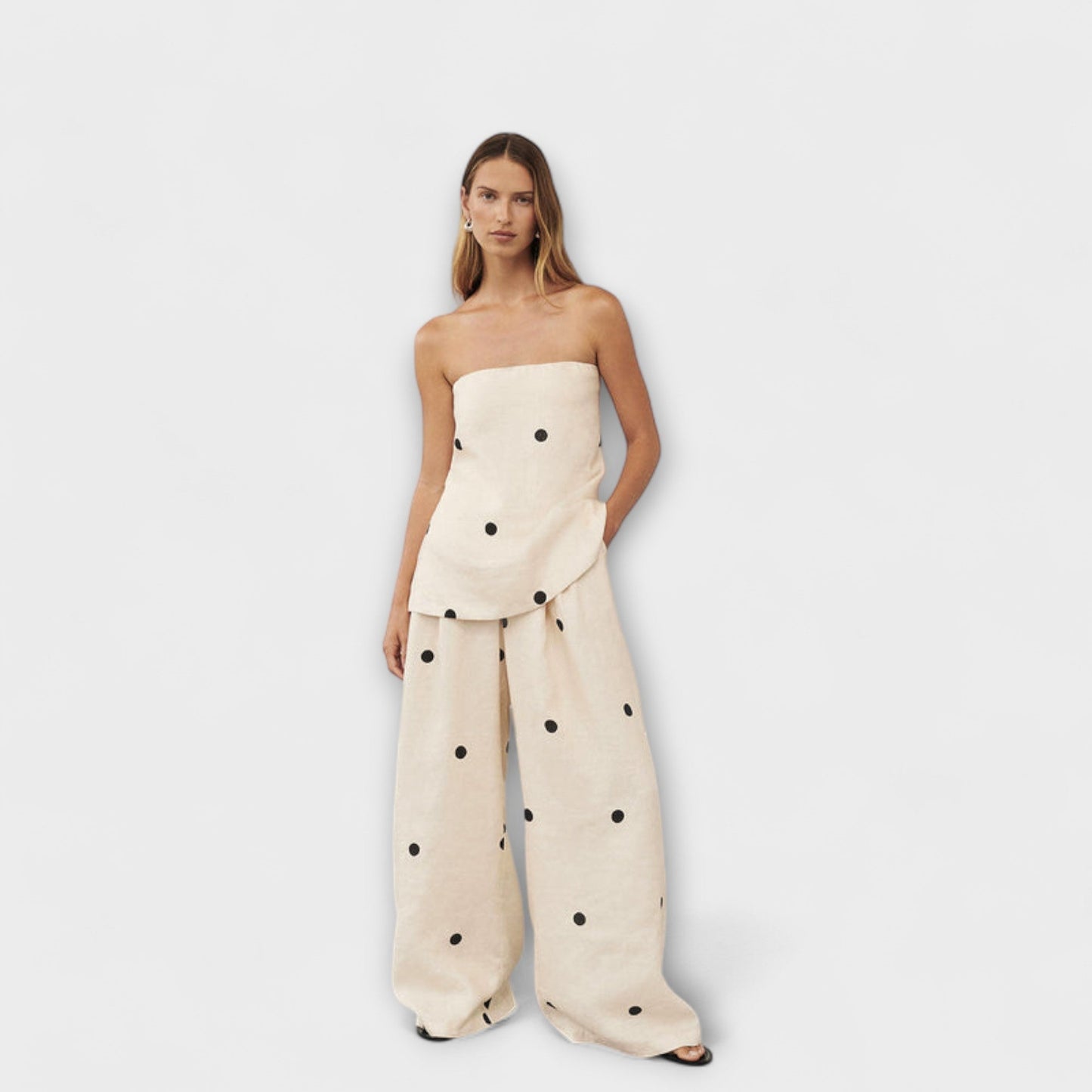 AITANA™ | Conjunto de Dos Piezas Con Lunares