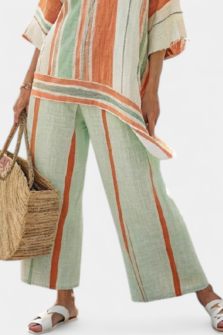 Daisy Conjunto a Rayas con Blusa Asimétrica y Pantalón Ancho
