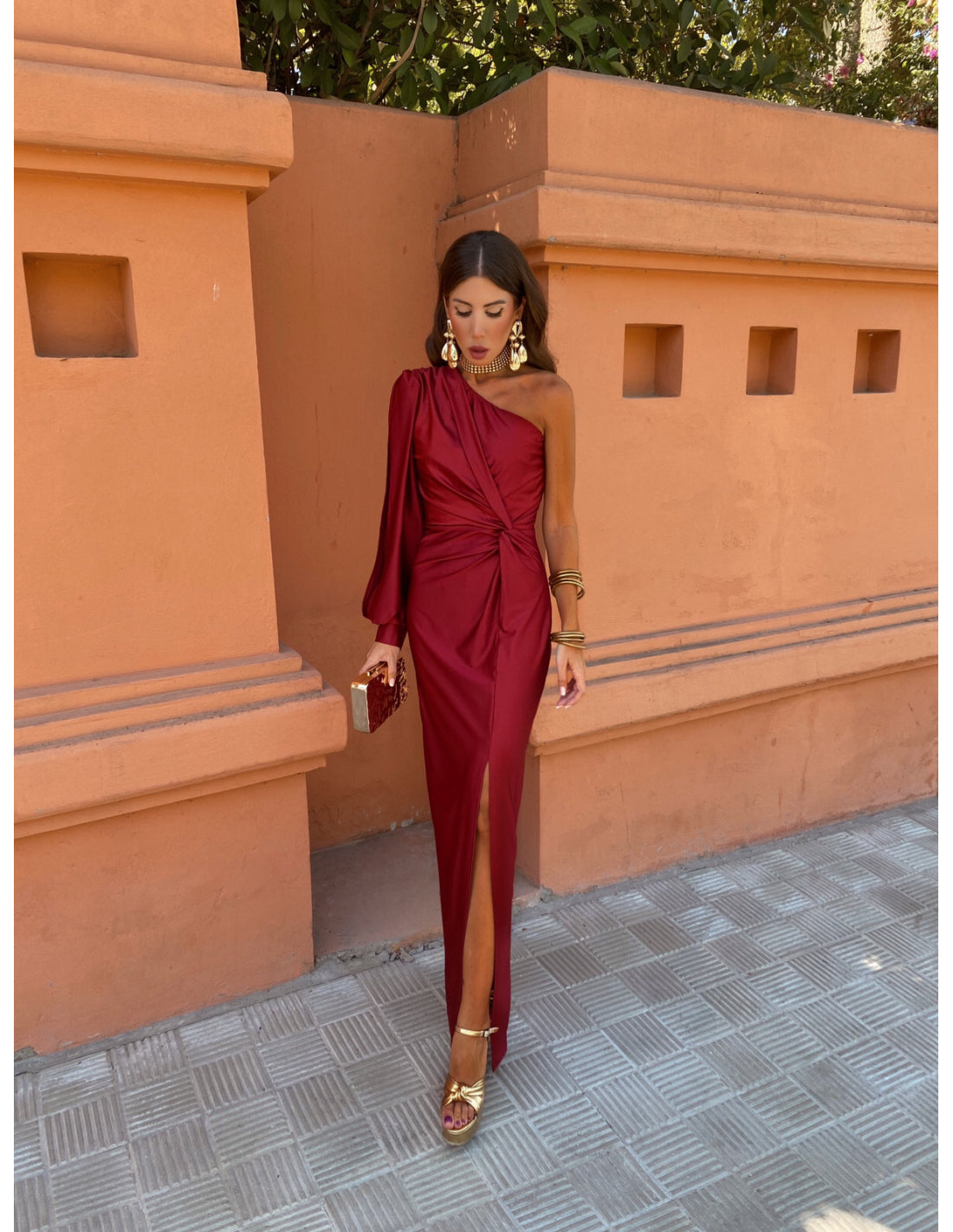 ALICIA™ | Vestido Elegante Con Un Hombro Descubierto