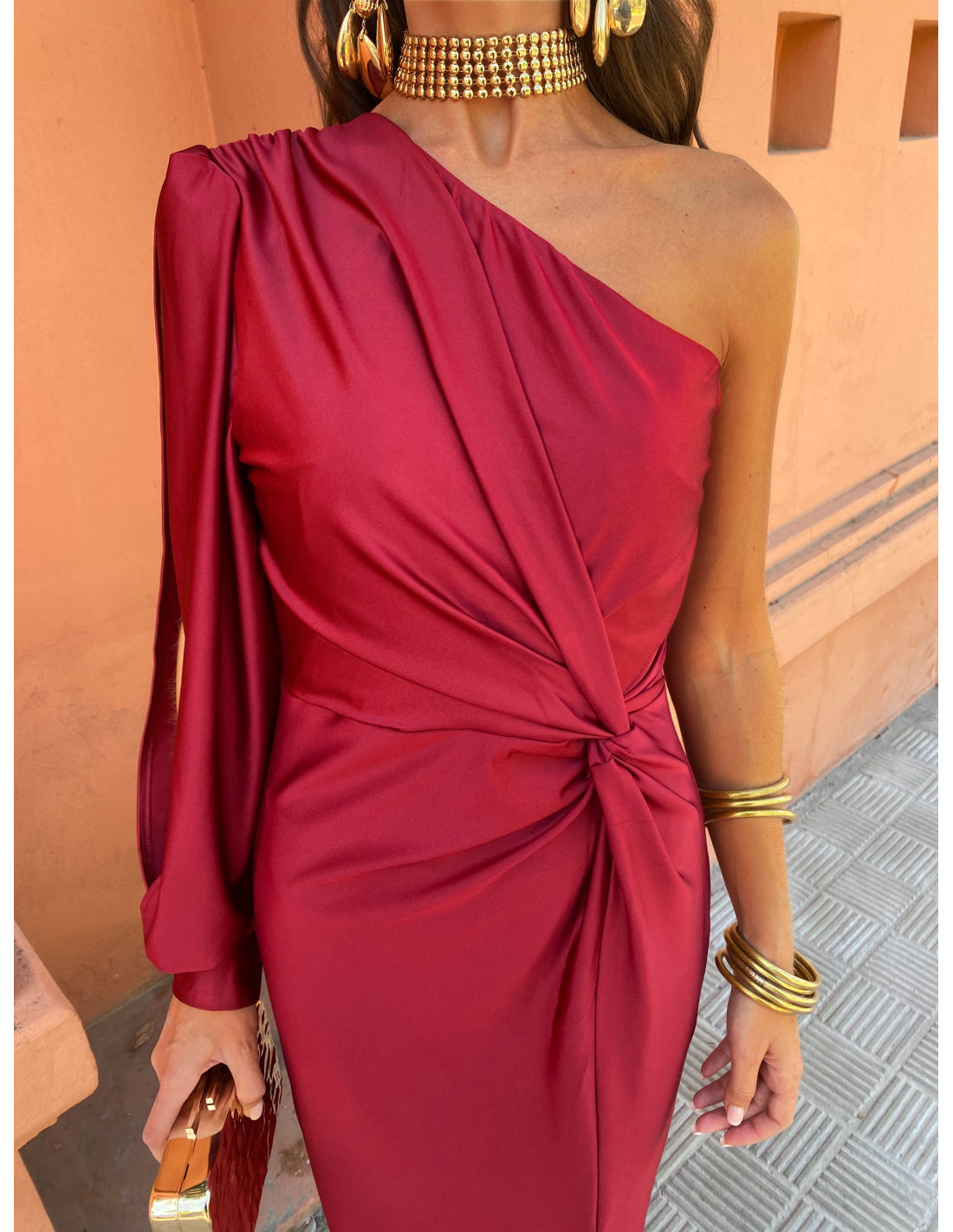 ALICIA™ | Vestido Elegante Con Un Hombro Descubierto